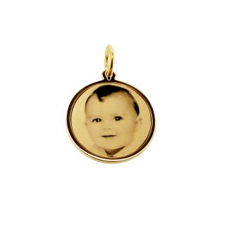 9ct Yellow Gold 19mm Round Photo Engraved Disc Pendant